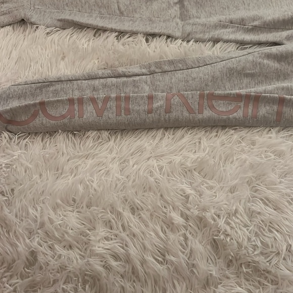 calvin klein joggers - Picture 3 of 5